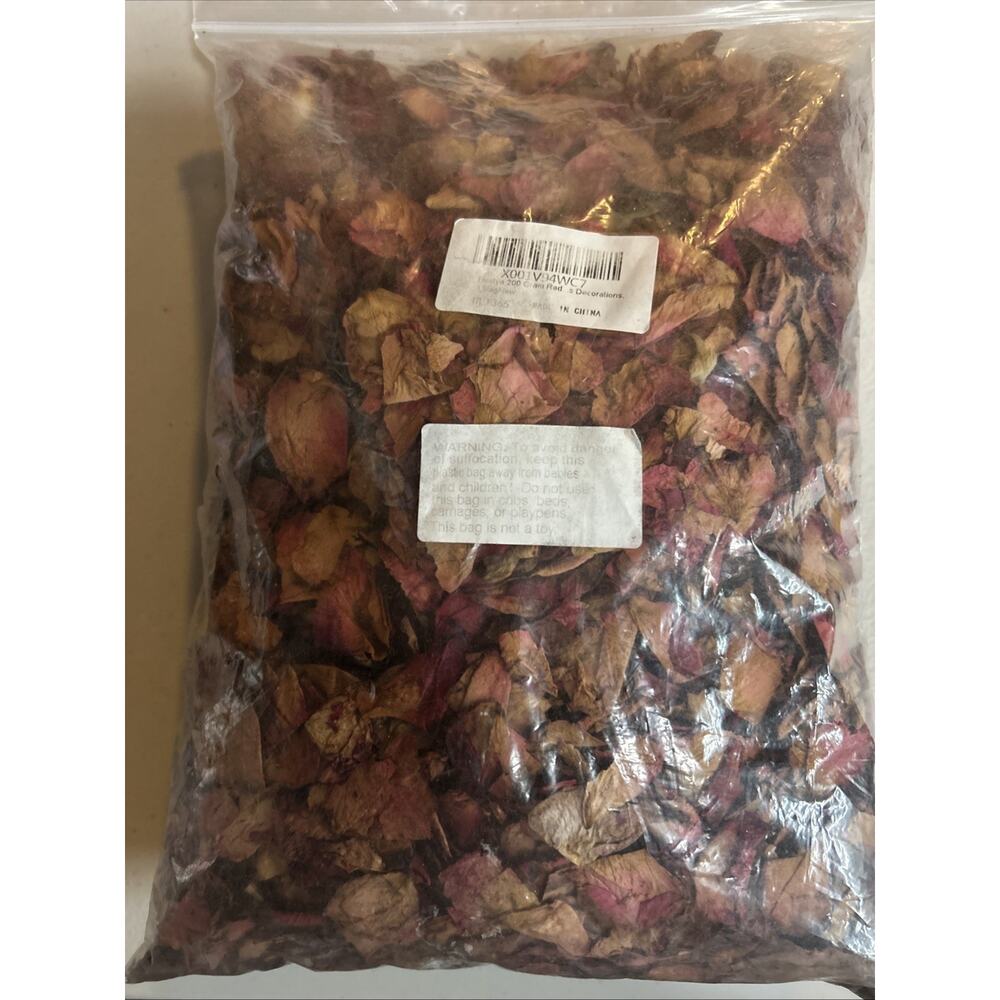 7 Oz of fragrant Dry Red Rosebuds and Petals.